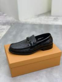 Picture of Louis Vuitton Shoes _SKULVsz38-45mnf040614210